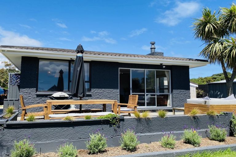 Photo of property in 191 Manly Street, Paraparaumu Beach, Paraparaumu, 5032