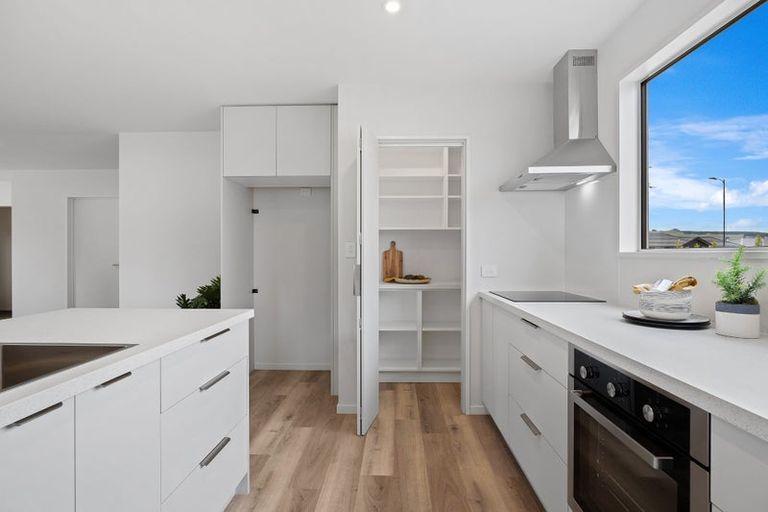 Photo of property in 2/30 Quaifes Road, Halswell, Christchurch, 8025