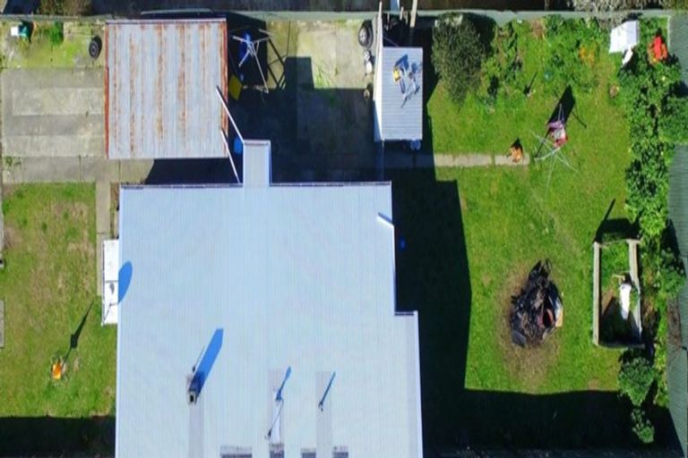 Photo of property in 18 Forth Street, Levin, 5510