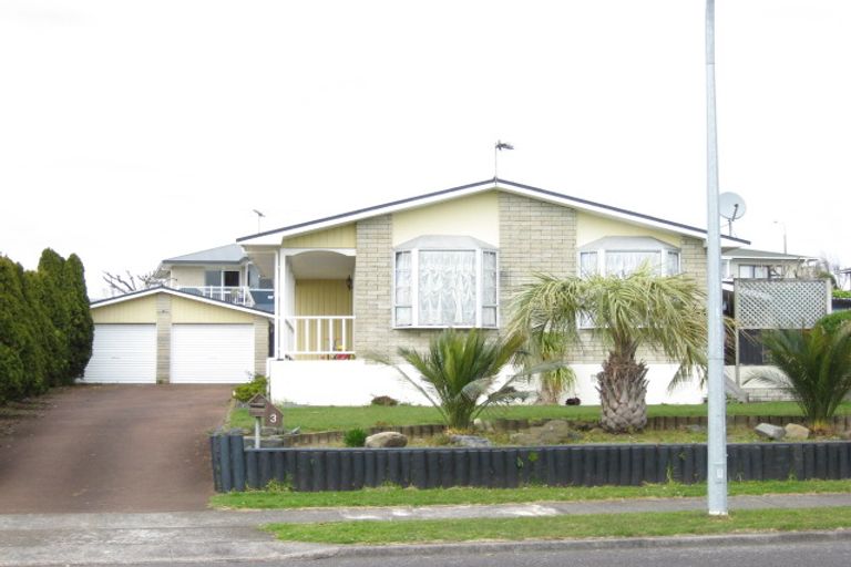 Photo of property in 3 Glamis Avenue, Bell Block, New Plymouth, 4312