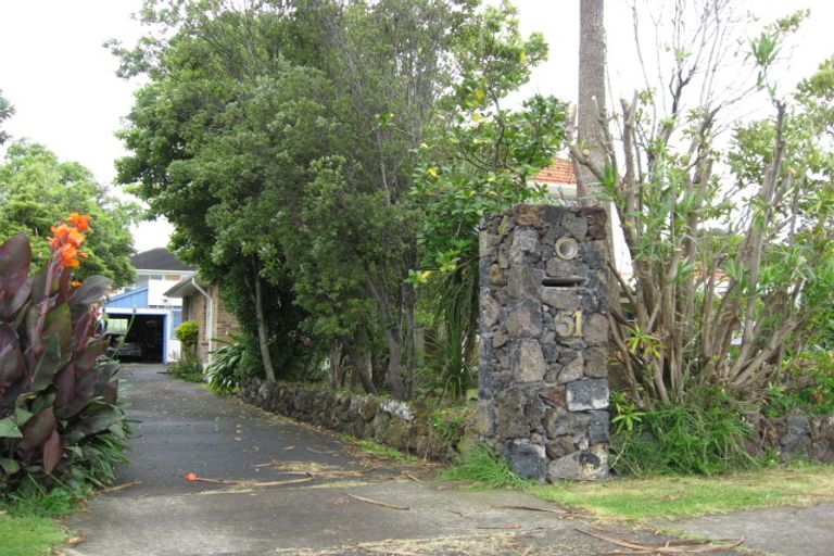 Photo of property in 51 Kiwi Esplanade, Mangere Bridge, Auckland, 2022