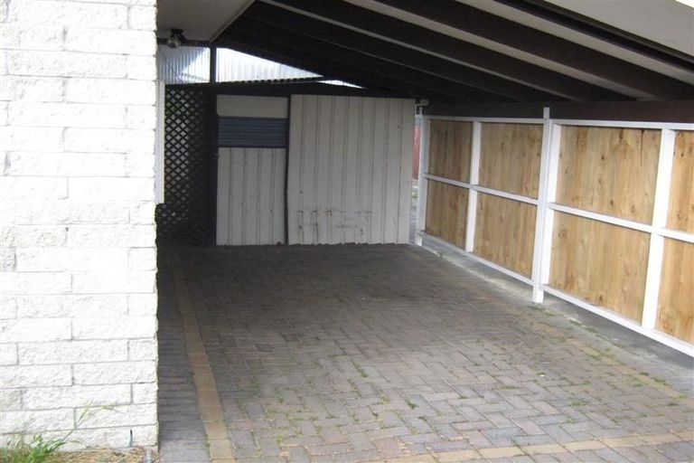 Photo of property in 1/168 Pigeon Mountain Road, Half Moon Bay, Auckland, 2012