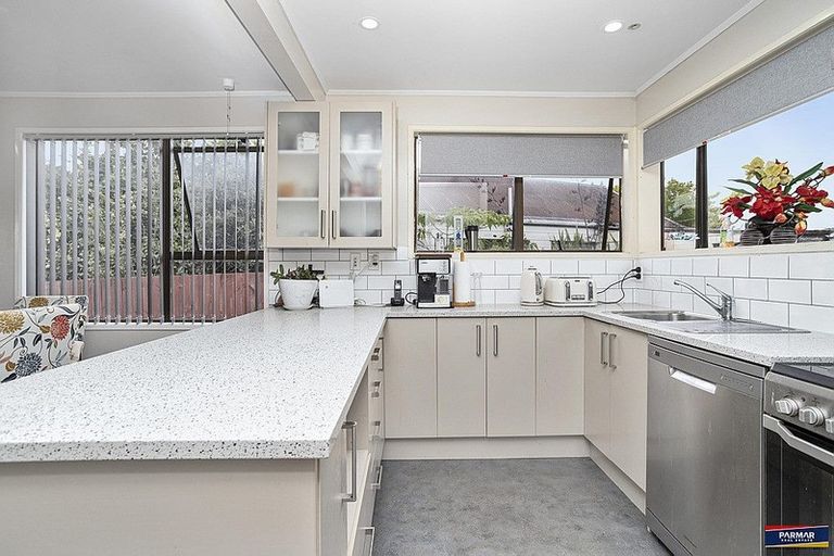 Photo of property in 45 Luanda Drive, Ranui, Auckland, 0612