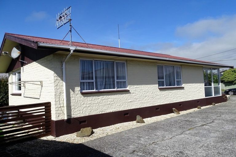 Photo of property in 52 Dipton Street, Kingswell, Invercargill, 9812