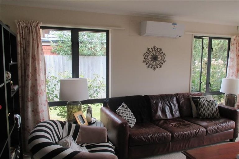 Photo of property in 5 Marsack Crescent, Halswell, Christchurch, 8025