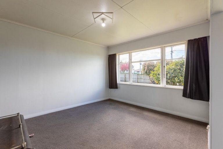 Photo of property in 2 Edinburgh Street, Dannevirke, 4930