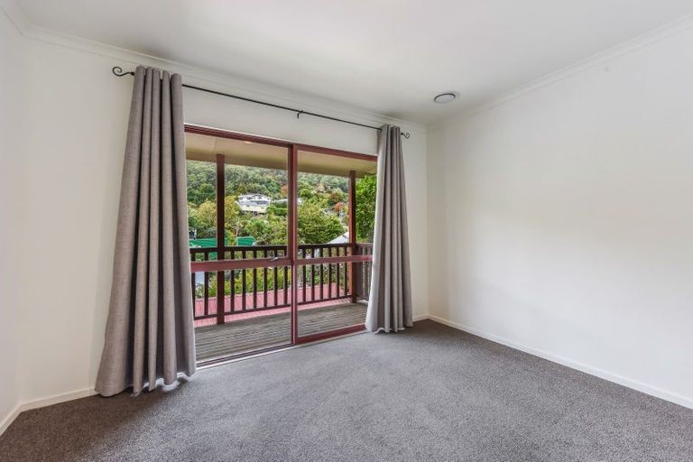 Photo of property in 61 Wairau Road, Picton, 7220