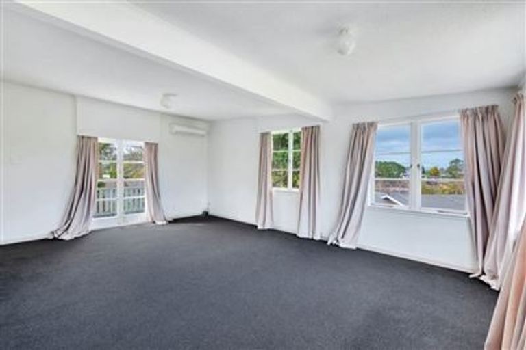 Photo of property in 26 Killarney Avenue, Torbay, Auckland, 0630