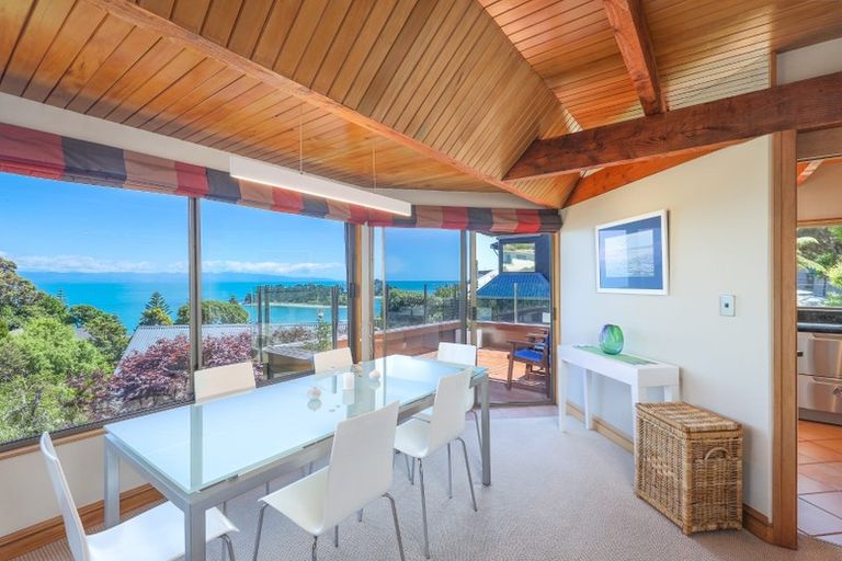 Photo of property in 2 The Cliffs, Britannia Heights, Nelson, 7010