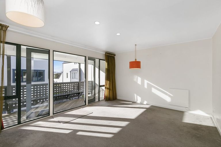 Photo of property in 14/14 Harriett Street, Thorndon, Wellington, 6011