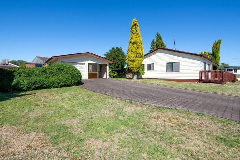 Photo of property in 1 Deborah Place, Mangakakahi, Rotorua, 3015