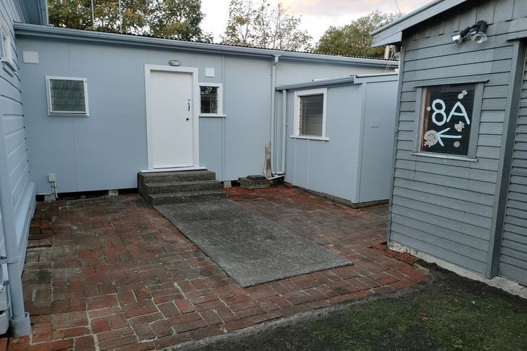 Photo of property in 8 Rolleston Street, Hokowhitu, Palmerston North, 4410