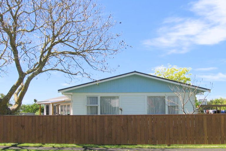Photo of property in 24 Redmond Street, Elgin, Gisborne, 4010