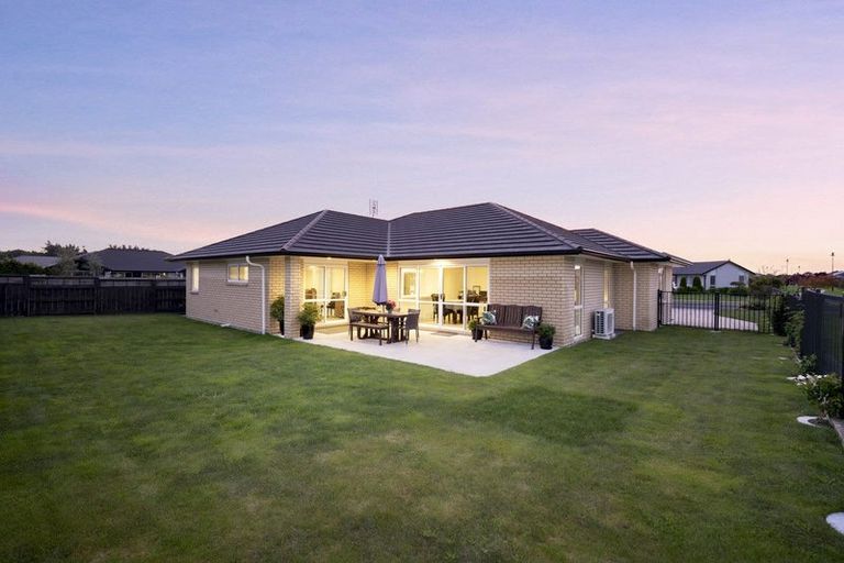 Photo of property in 58 Jarrett Terrace, Leamington, Cambridge, 3432