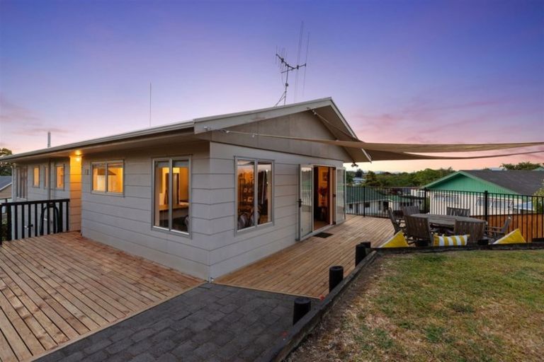 Photo of property in 25 Cypress Crescent, Pukete, Hamilton, 3200