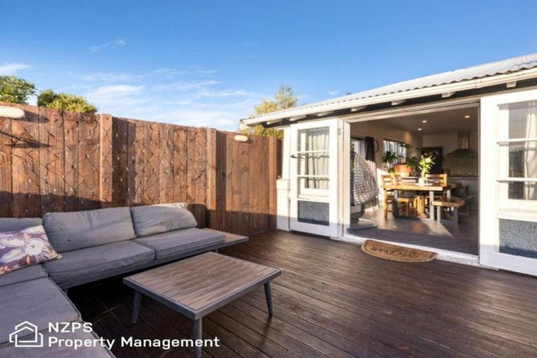 Photo of property in 2a Muir Street, Green Island, Dunedin, 9018