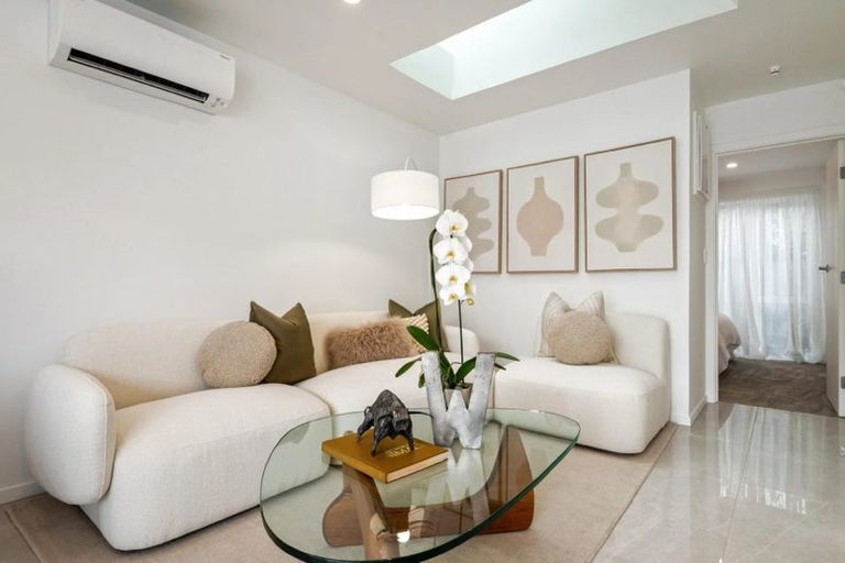 Photo of property in 9b Lappington Road, Otara, Auckland, 2023