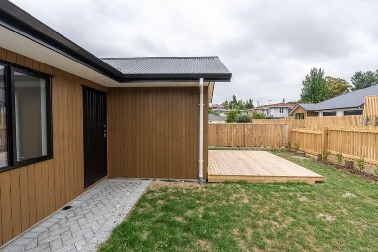 Photo of property in 2/49 Hinton Avenue, Forest Lake, Hamilton, 3200