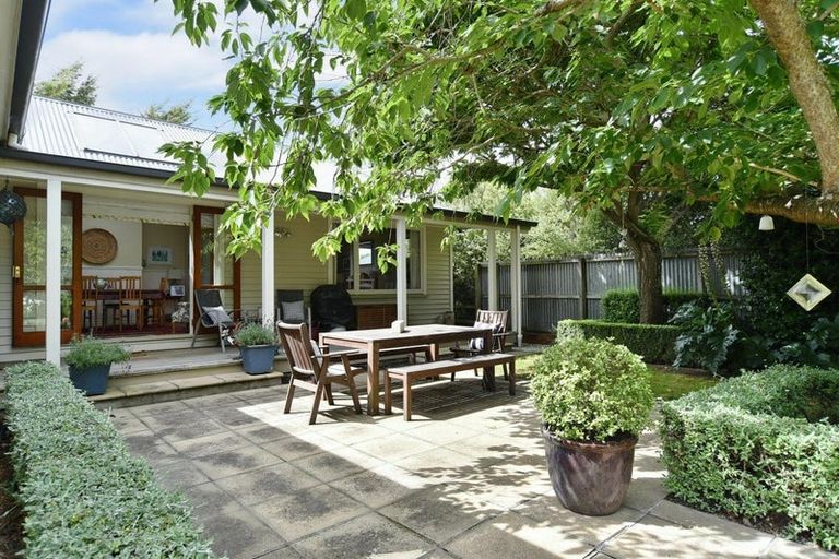 Photo of property in 77 Watsons Road, Harewood, Christchurch, 8051