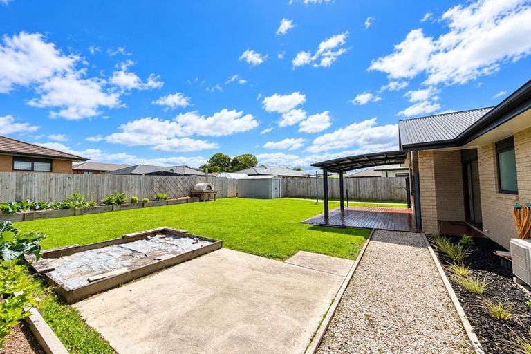 Photo of property in 12 Matau Close, Te Kauwhata, 3710