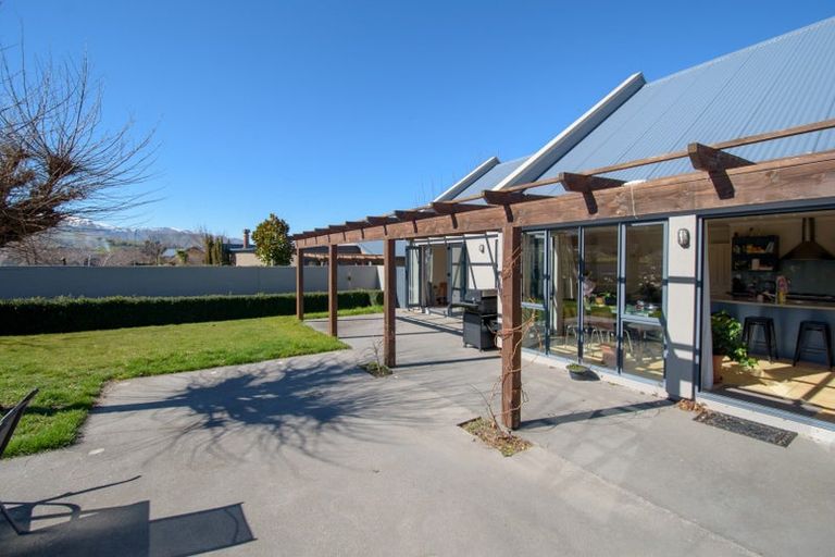 Photo of property in 31 Ferry Hill Drive, Lower Shotover, Queenstown, 9371