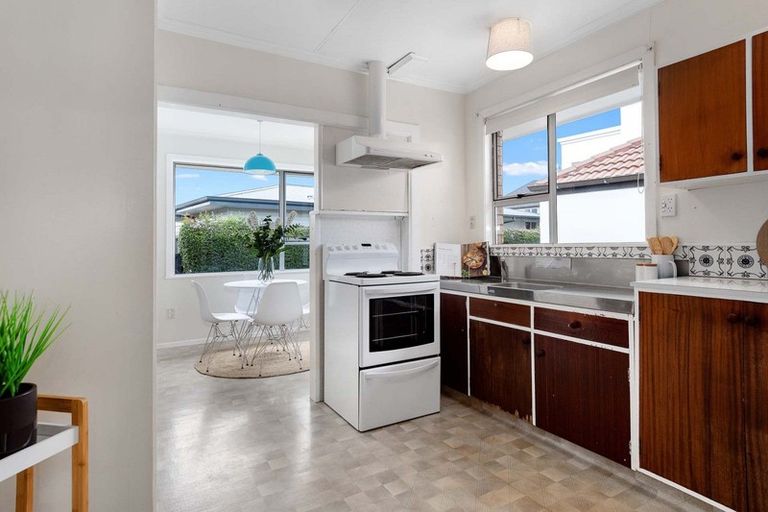 Photo of property in 6b Goods Road, Otumoetai, Tauranga, 3110