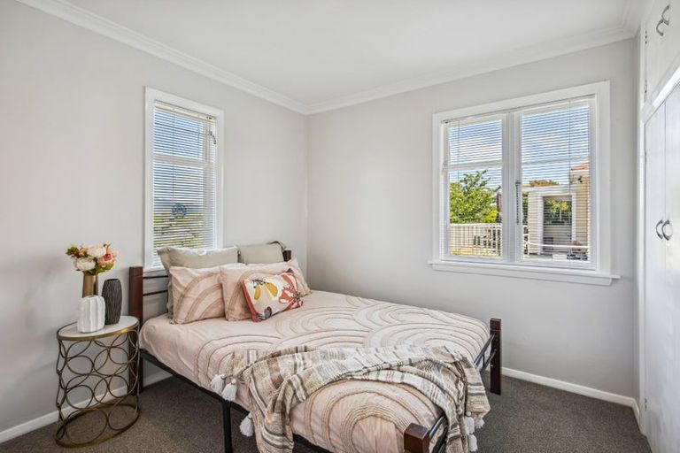 Photo of property in 16 Francis Road, Paraparaumu Beach, Paraparaumu, 5032