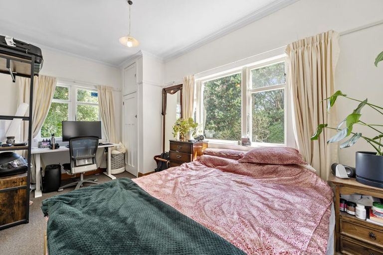 Photo of property in 51 Mornington Road, Brooklyn, Wellington, 6021