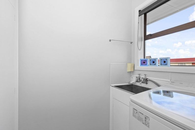 Photo of property in 47 Skerten Avenue, Hornby, Christchurch, 8042