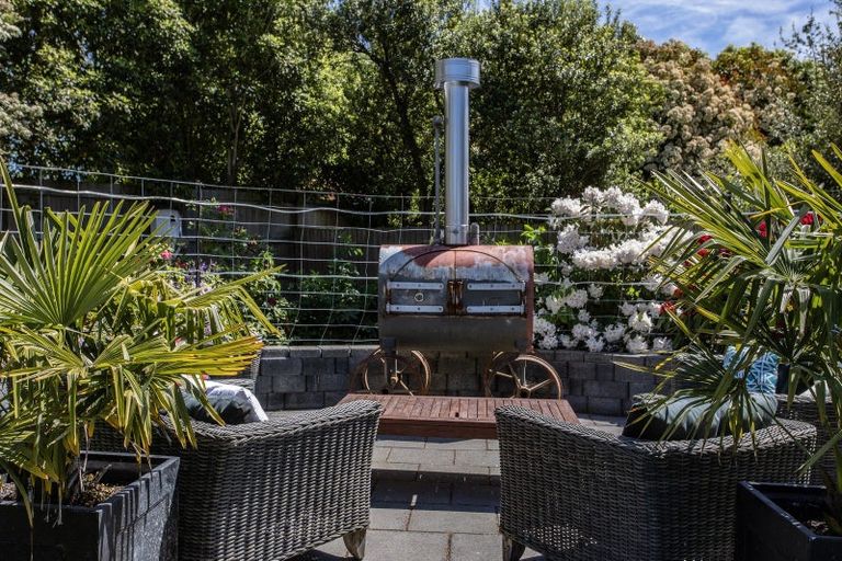 Photo of property in 6 Fairview Briars, Rangiora, 7400