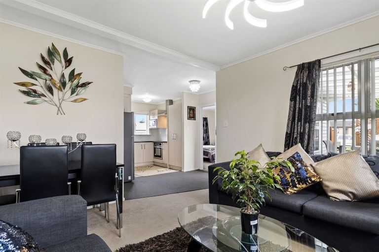 Photo of property in 6 Gordon Road, Papatoetoe, Auckland, 2025