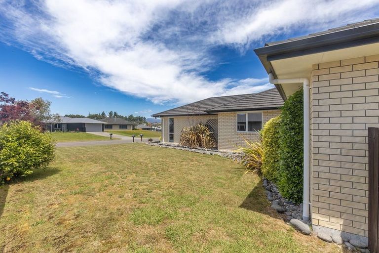 Photo of property in 60 John Norrie Place, Motuoapa, Turangi, 3382