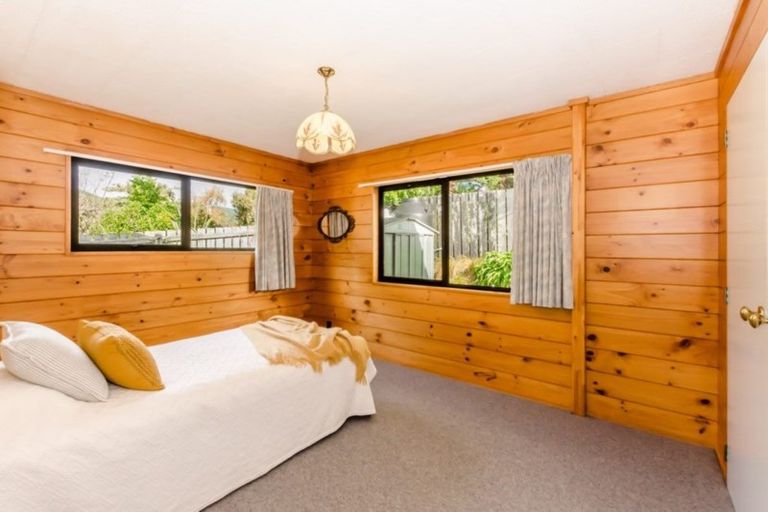 Photo of property in 42a Sunshine Avenue, Paraparaumu, 5032