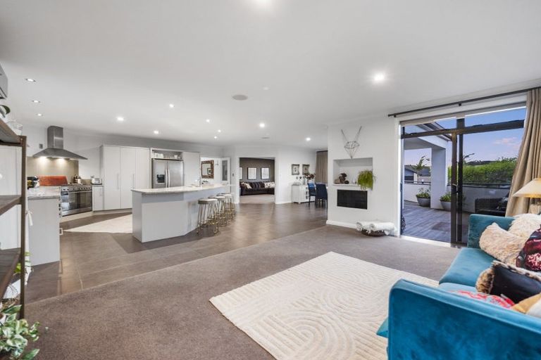 Photo of property in 2 Parnwell Place, Ohauiti, Tauranga, 3112