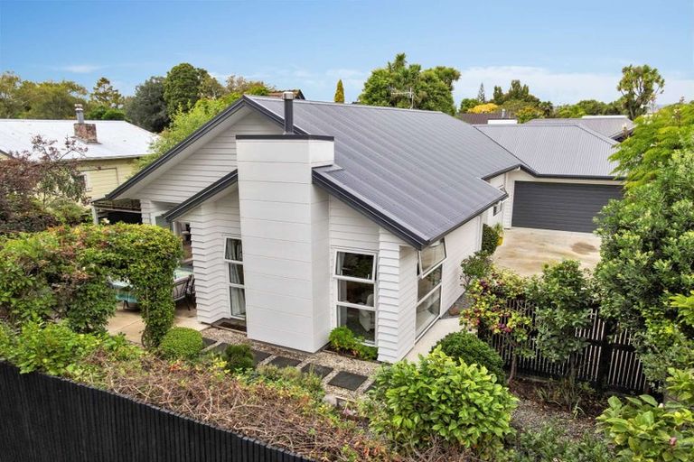 Photo of property in 466b College Street, Hokowhitu, Palmerston North, 4410