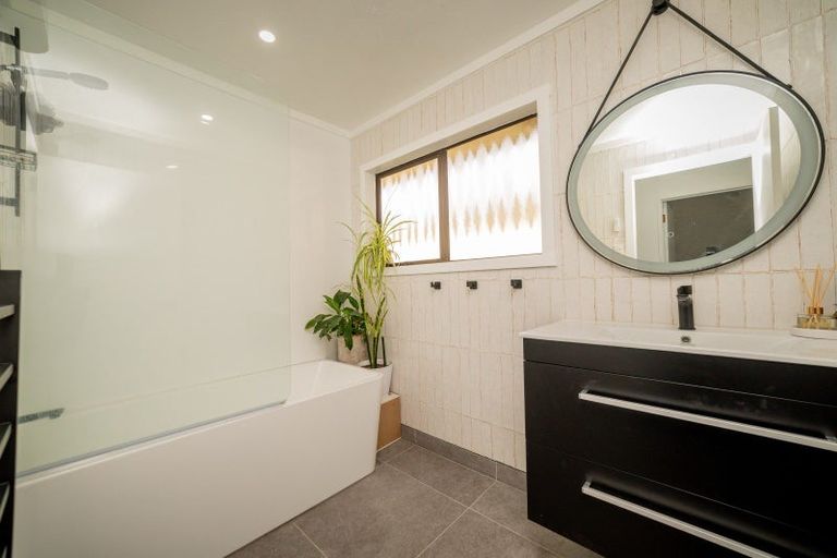 Photo of property in 2c Woodfield Avenue, Roslyn, Palmerston North, 4414