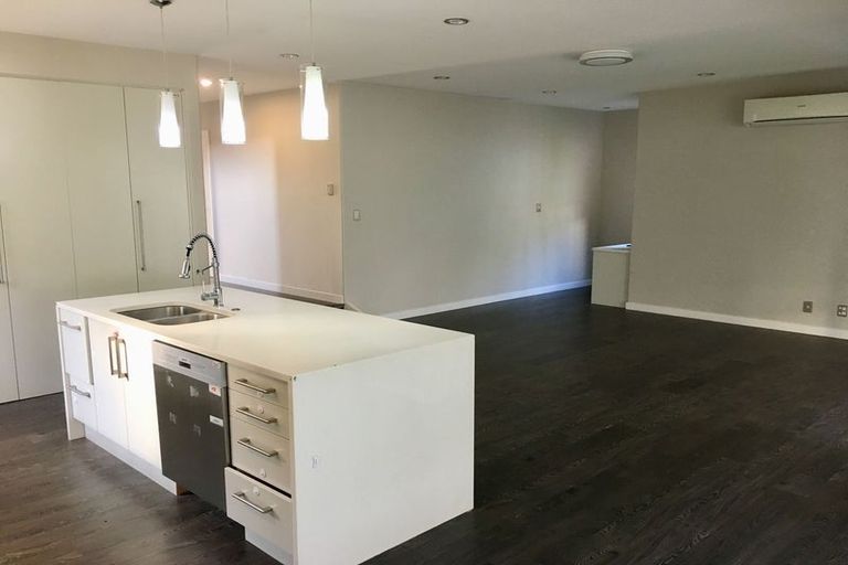 Photo of property in 18 Aviano Close, Flat Bush, Auckland, 2019