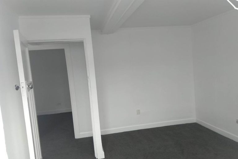 Photo of property in 55 Overtoun Terrace, Hataitai, Wellington, 6021