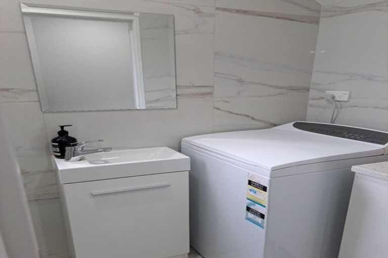 Photo of property in 10a Bliss Court, Takanini, 2110