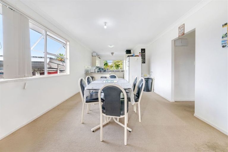 Photo of property in 47 Aarts Avenue, Manurewa, Auckland, 2102