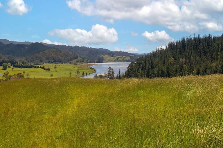 Photo of property in 671 Hikuai Settlement Road, Pauanui, Hikuai, 3579