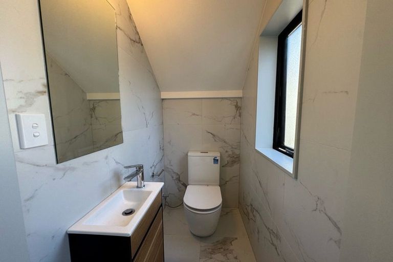 Photo of property in 14a Grove Lane, Pakuranga, Auckland, 2010