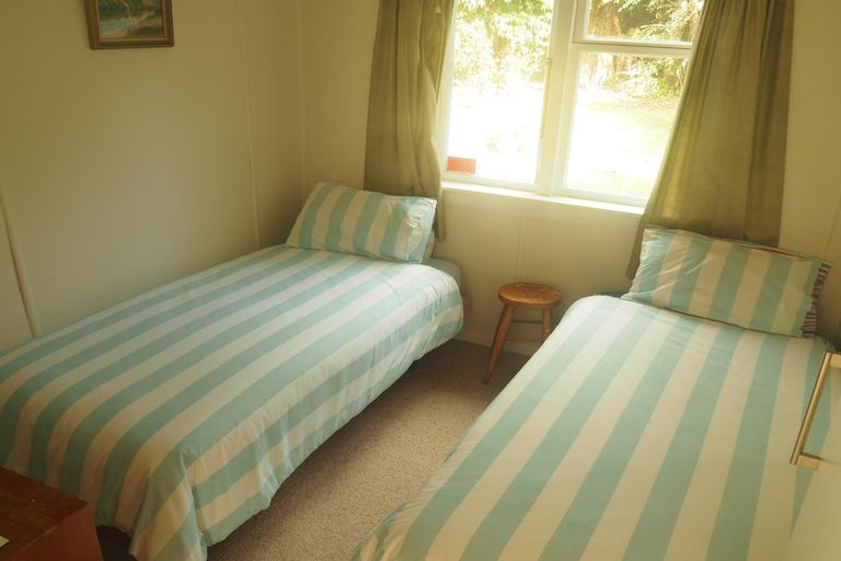 Photo of property in 19 Arapera Road, Hatepe, Turangi, 3382