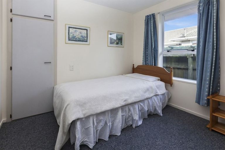 Photo of property in 2/11 Leith Place, Spreydon, Christchurch, 8024