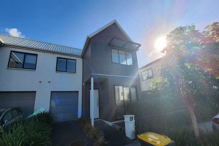 Photo of property in 40 Onekiritea Road, Hobsonville, Auckland, 0616