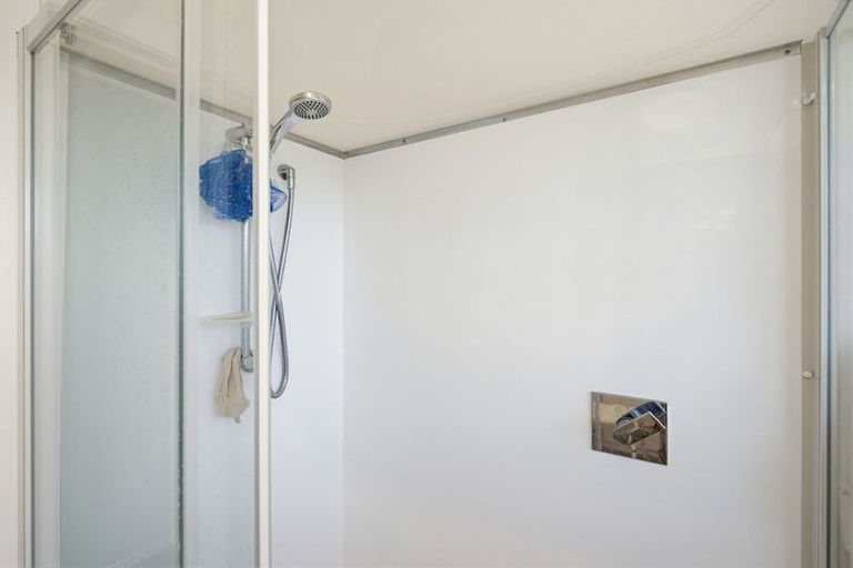 Photo of property in 5 Minifie Avenue, Melville, Hamilton, 3206