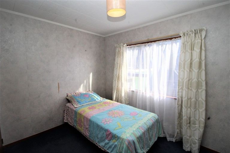 Photo of property in 129 Mclean Street, Woodville, 4920