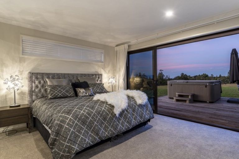 Photo of property in 25 Sarona Park Drive, Omanawa, Tauranga, 3171