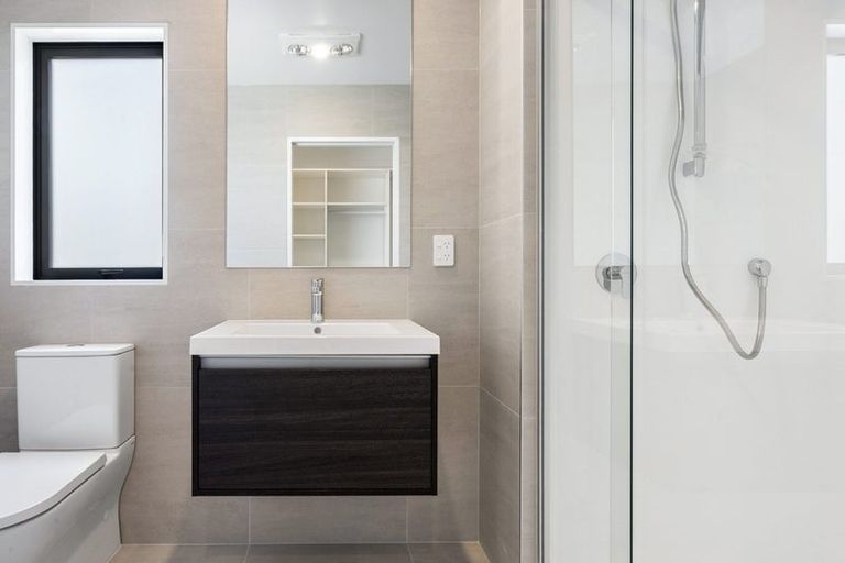 Photo of property in 69 Parkmore Drive, Rosehill, Papakura, 2113