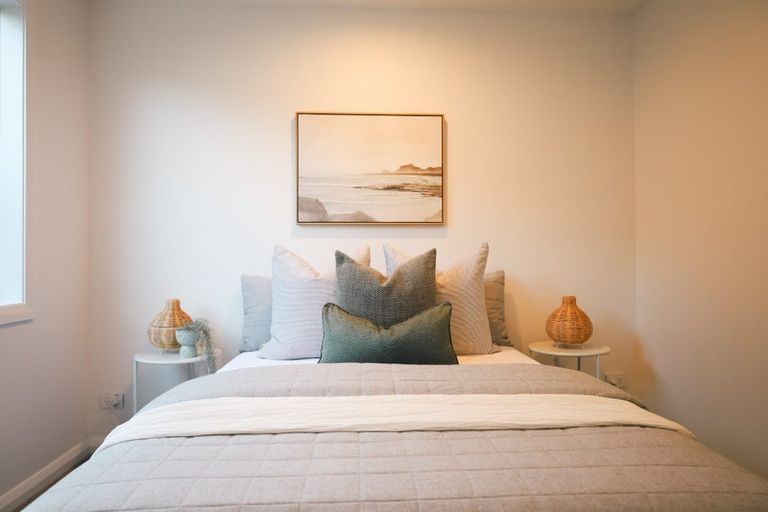 Photo of property in 2 Samuel Place, Terrace End, Palmerston North, 4410